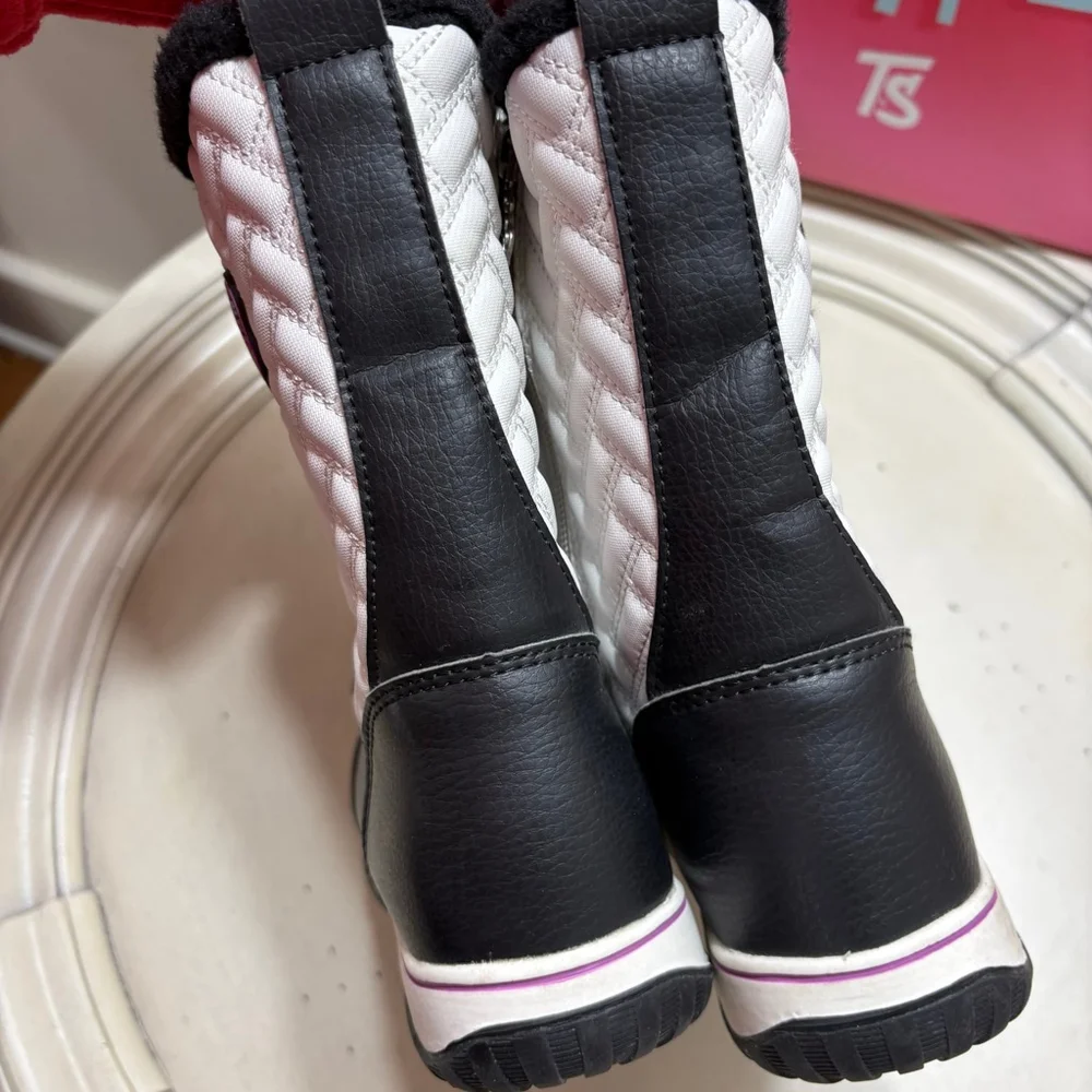 Totes Snow Boots 4 (Big Girl) Black White